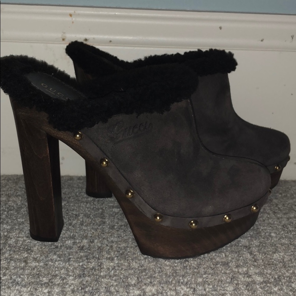 Gucci Women's Gray Suede Clogs